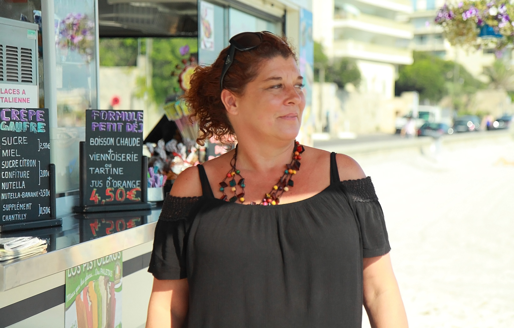 chez-nini-snack-plage-salis-portrait