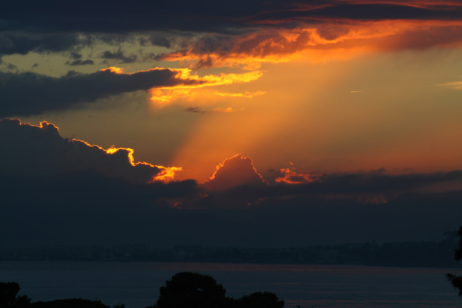Cap-d'Antibes-after-sundown