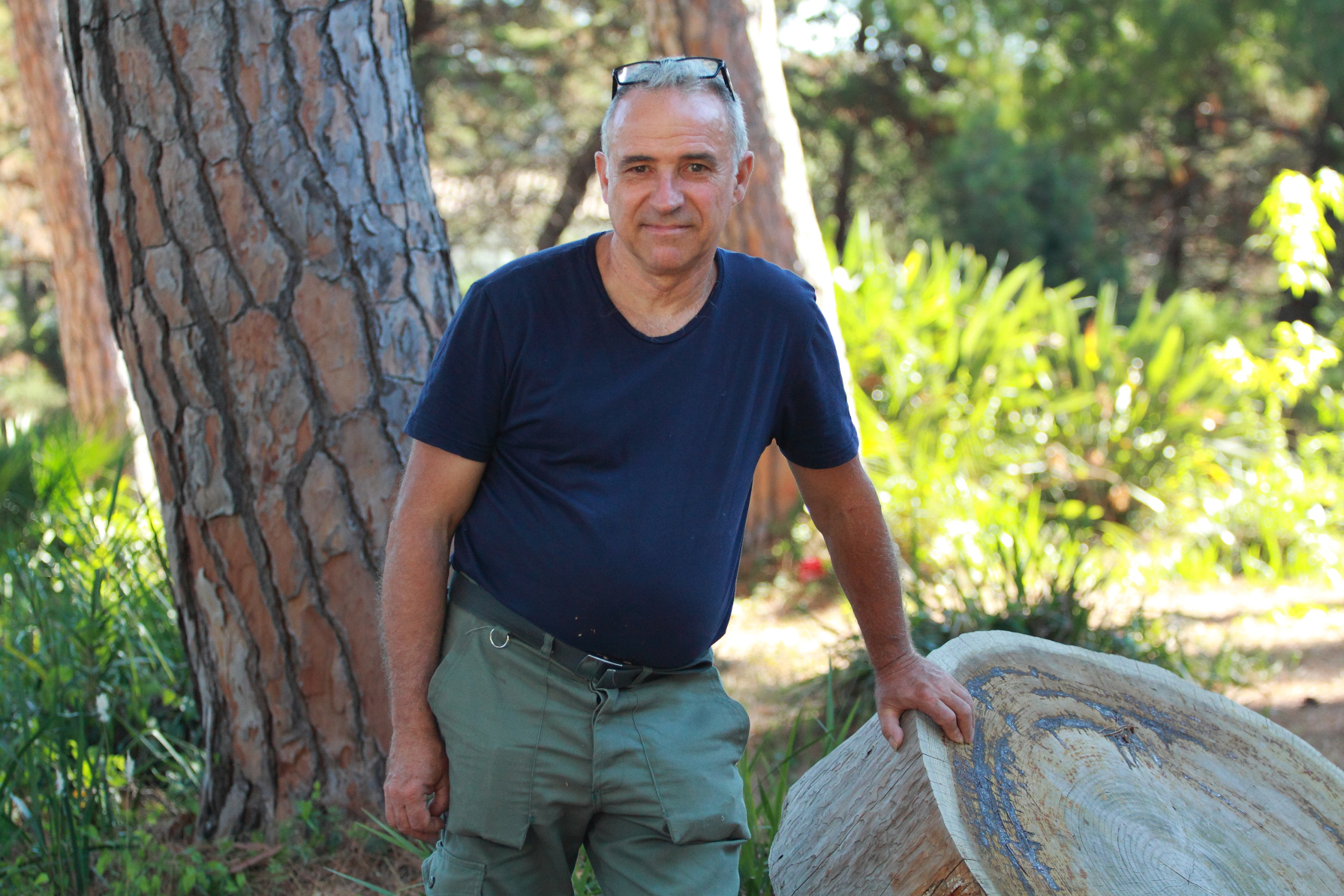 Cap-d'Antibes-Garden-portrait-gardener