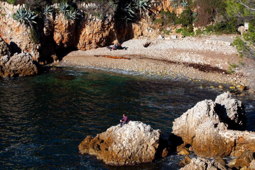 Baie des Milliardaires, Cap d'Antibes