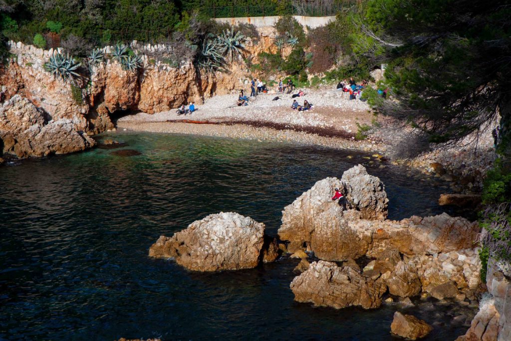 Baie des Milliardaires, Cap d'Antibes